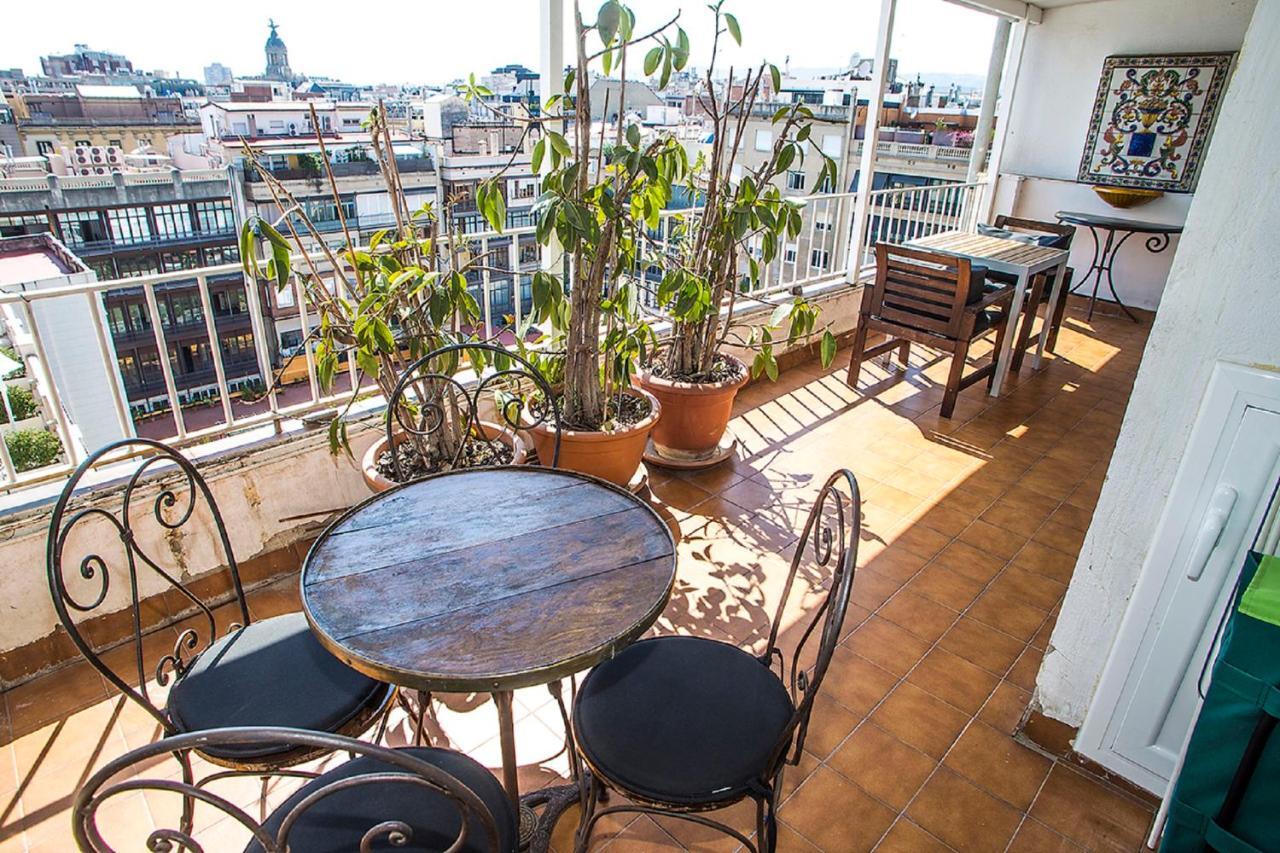 The Gran Via Penthouse Leilighet Barcelona Eksteriør bilde